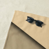 Serviette De Plage Marron monochrome moderne (En situation)