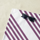 Serviette De Plage Mauve violet blanc cinq bandes motif (En situation)