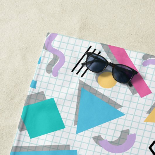 Serviette De Plage Memphis Shapes (En situation)