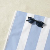 Serviette De Plage Mer À La Plage (En situation)