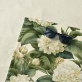 Serviette De Plage Merveilleux motif floral classique (En situation)