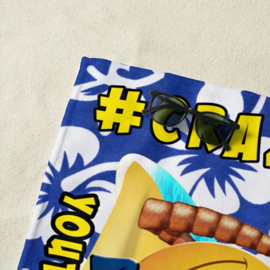 Serviette De Plage Midlife Crazy Beach Towne (En situation)