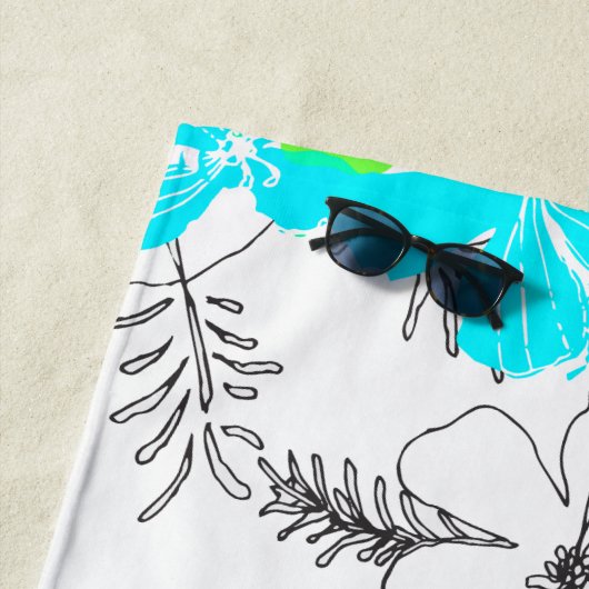 Serviette De Plage Midnight Garden Hawaiian Hibiscus Floral Turquoise (En situation)
