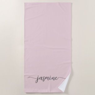 Serviette De Plage Minimaliste Monogramme Géant Écriture Nom Rose Pâl