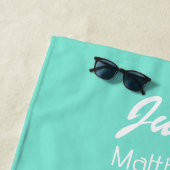 Serviette De Plage minimaliste personnalisé vert menthe (En situation)
