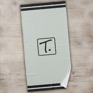 Serviette De Plage Minimaliste Soft Sage avec monogramme noir