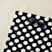 Serviette De Plage Miroir opposé point Polka noir et blanc (En situation)