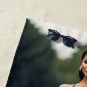 Serviette De Plage Modèle chaud posant à la plage Beach Towel (En situation)