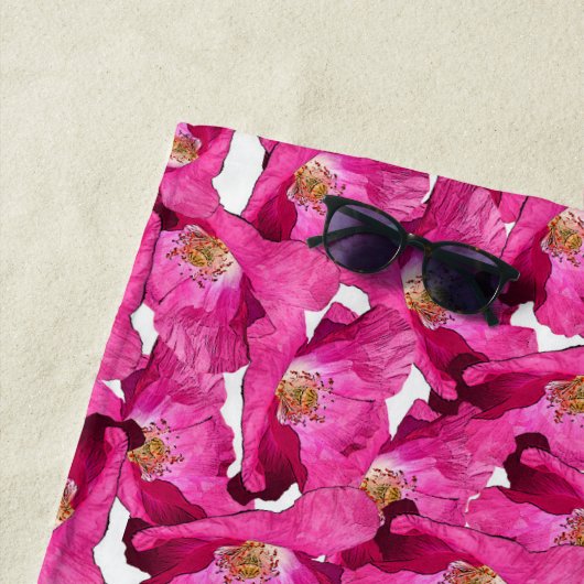 Serviette De Plage Modèle rose de pavots floraux (En situation)