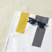 Serviette De Plage Modern, simple, cool geometric yellow gray pattern (En situation)