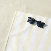 Serviette de plage moderne bleue et jaune pour ent (En situation)
