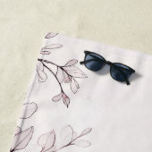 Serviette de plage moderne Red Feuille (En situation)