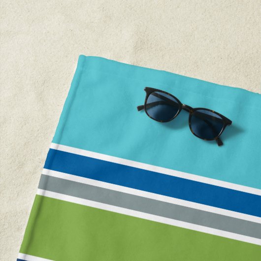 Serviette De Plage Monogramme Ancre Laurel Wreath Stripes Aqua (En situation)