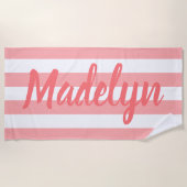 Serviette De Plage Monogramme de nom en écriture Coral Stripe (Devant)