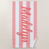Serviette De Plage Monogramme de nom en écriture Coral Stripe (Devant)