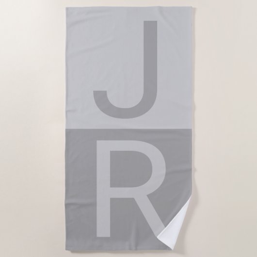 Serviette De Plage Monogramme d'initiales Modernes Gris Clair & Gris (Devant)