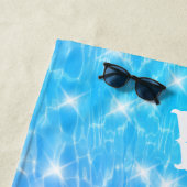 Serviette De Plage Monogramme initial L'eau ondulée texture moderne (En situation)