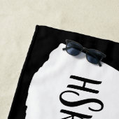 Serviette De Plage Monogramme noir (En situation)