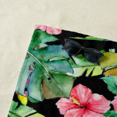 Serviette De Plage Monogramme rose tropicale Hibiscus noir (En situation)