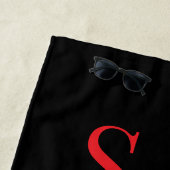 Serviette de plage monogrammée avec design de logo (En situation)