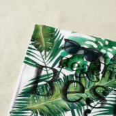 Serviette De Plage Monstera Palm Banana Feuilles tropicaux | Monogram (En situation)