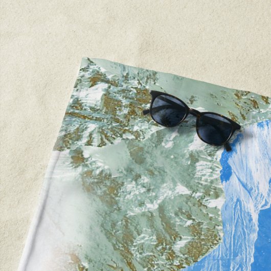 Serviette De Plage Montagnes (montage photo) 2 (En situation)
