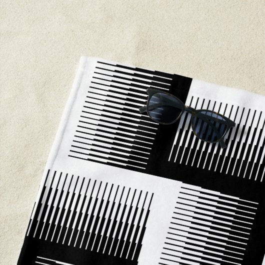 Serviette De Plage Motif à bec noir et blanc (En situation)