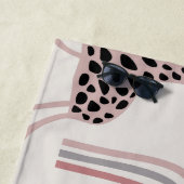 Serviette De Plage motif avec de mignons éléphants et girafes géant (En situation)