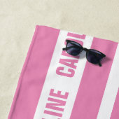 Serviette De Plage Motif blanc personnalisé Hot Candy rose (En situation)