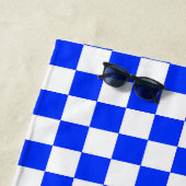 Serviette De Plage Motif chèque À damiers blanc bleu (En situation)