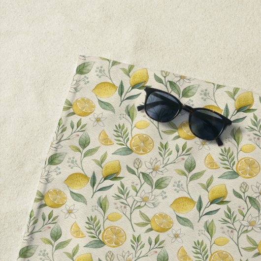 Serviette de plage Motif citrons & fleurs (En situation)