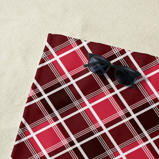 Serviette De Plage Motif classique écossais Tartan rouge Diamant noir (En situation)