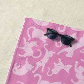 Serviette De Plage Motif de chat rose (En situation)