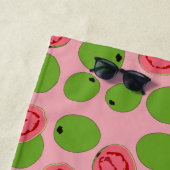 Serviette De Plage Motif de fruits de goyave (En situation)