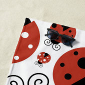 Serviette De Plage Motif De Ladybugs, Red Ladybugs, Monogramme (En situation)