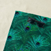 Serviette De Plage Motif de plumes de paon sarcelle (En situation)
