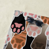 Serviette De Plage Motif de plusieurs pattes de chat (En situation)