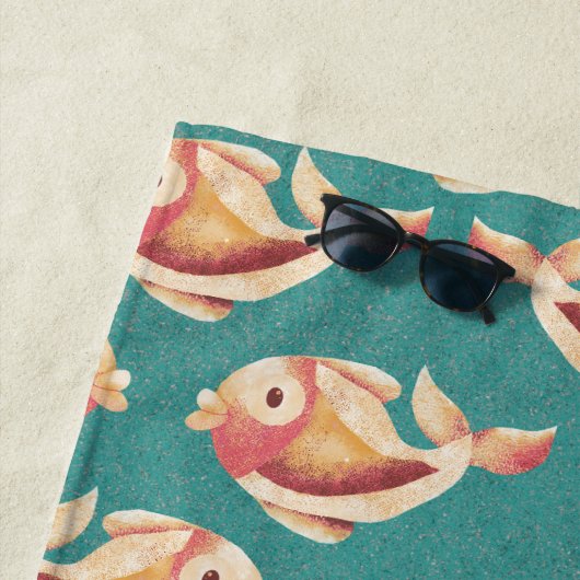 Serviette De Plage Motif de poisson d'or côtier rétro (En situation)