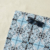 Serviette De Plage Motif de répétition Abstrait bleu noir blanc (En situation)