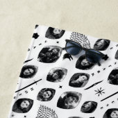 Serviette De Plage Motif des icônes et des portraits Stark House (En situation)