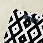 Serviette De Plage Motif diamant noir et blanc (En situation)