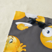 Serviette De Plage Motif Emoji 2 (En situation)