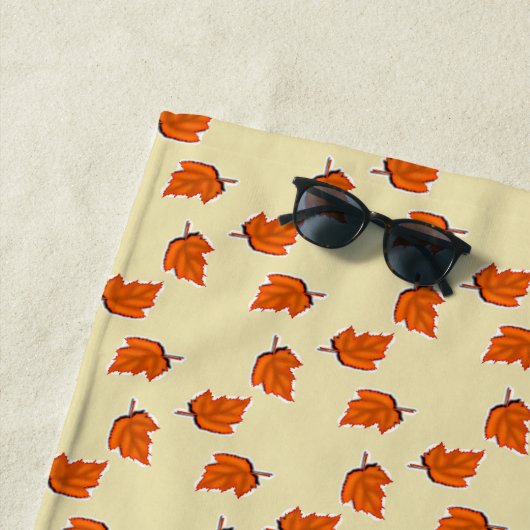 Serviette De Plage motif feuille Brown sec (En situation)