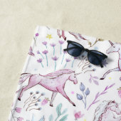 Serviette De Plage Motif floral de licorne d'aquarelle (En situation)