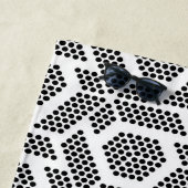 Serviette De Plage Motif géométrique à points blancs en noir (En situation)