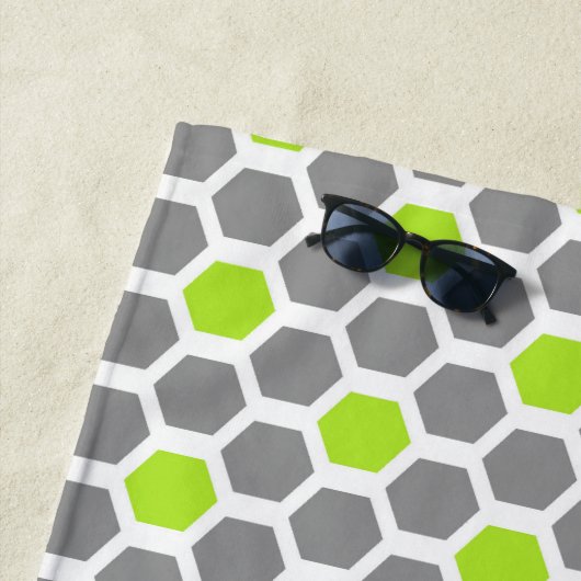 Serviette De Plage Motif Hexagone géométrique gris Lime moderne (En situation)