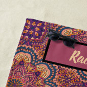 Serviette De Plage Motif Mandala couleur terre Monogramme (En situation)