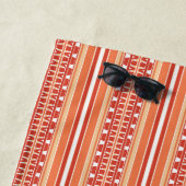 Serviette De Plage Motif orange et rouge (En situation)