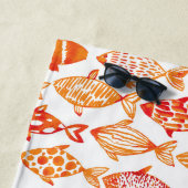 Serviette De Plage Motif orange lumineux de poissons d'aquarelle (En situation)