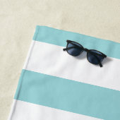 Serviette De Plage Motif rayé bleu pastel (En situation)